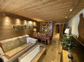 K7-SUPERBE 2 P+CABINE 8 COUCHAGES STYLE CHALET, Val Thorens